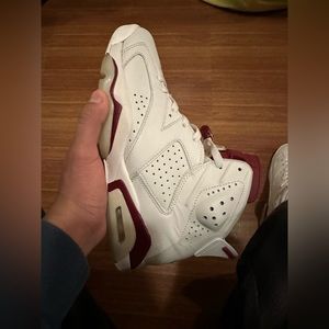 Jordan 6 Maroon